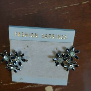 Black and white earrings 10 for 10